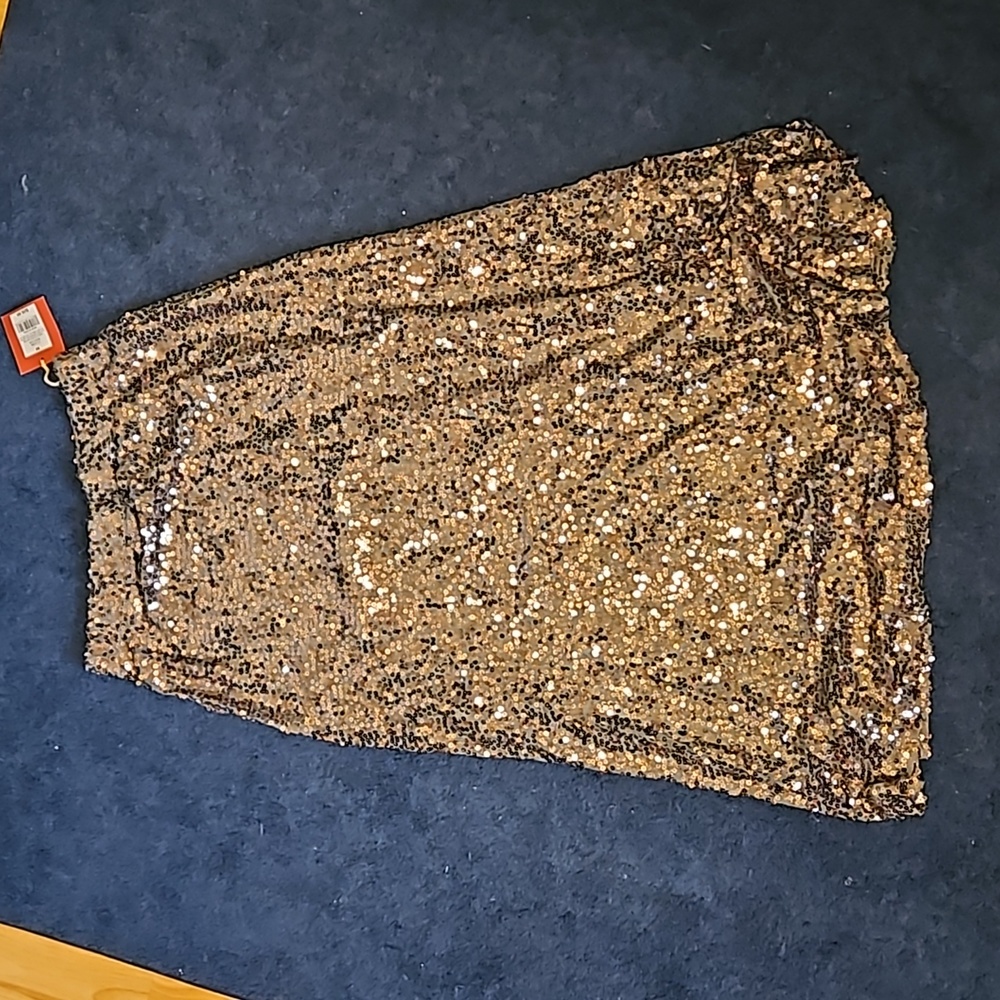 New with tags Mossimo ( target) sequin maxi skirt size medium